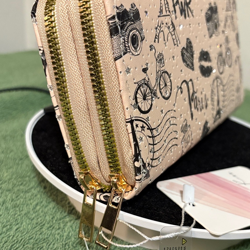 Chic Paris Print Women's Wallet - Picture 4 of 12
